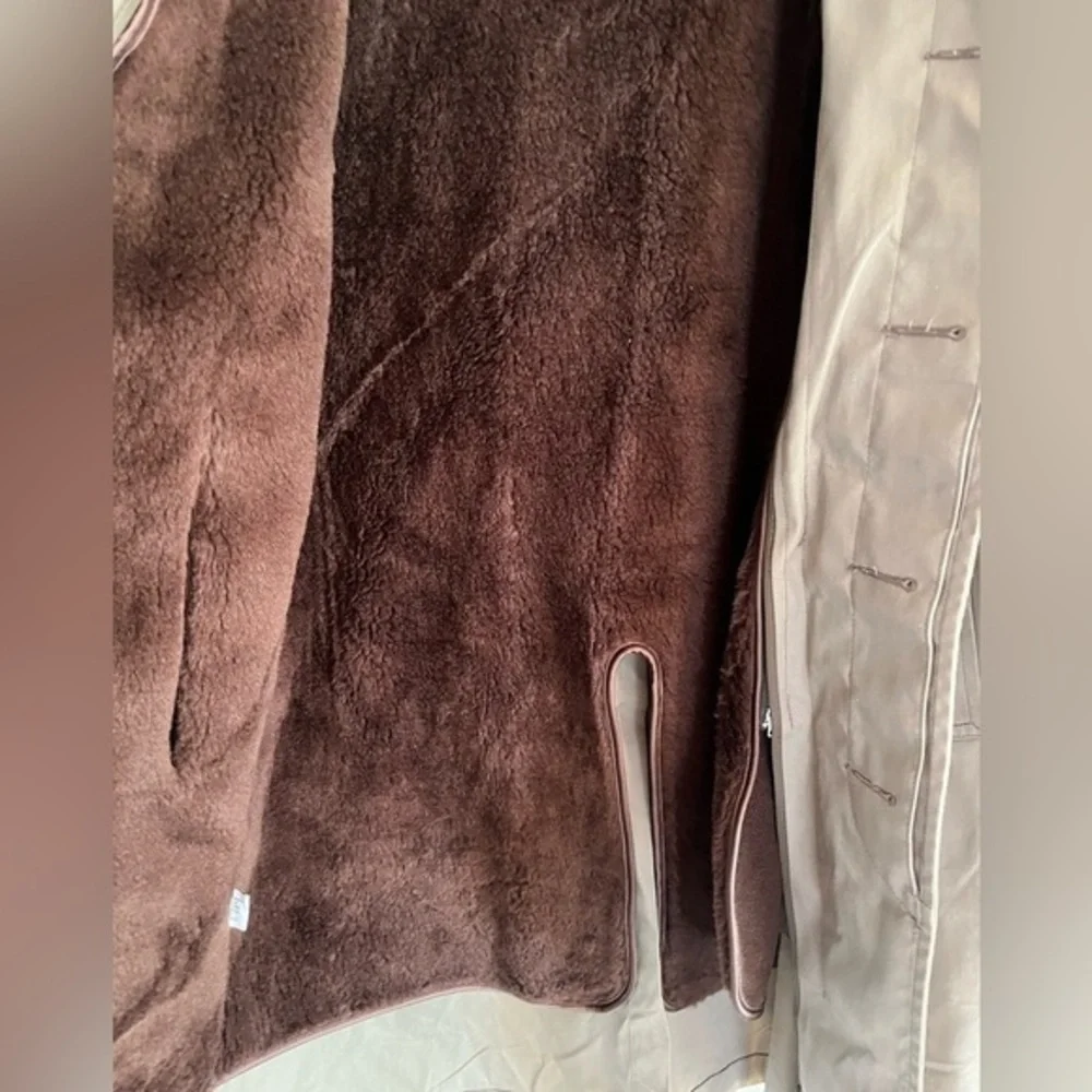 London Fog Men’s Vintage Lined Trench‎ Coat Size 42 Reg. Tan Button Down